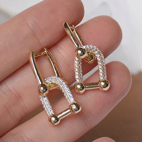 Jewelry - 💛Gold plated geometric link stud earrings